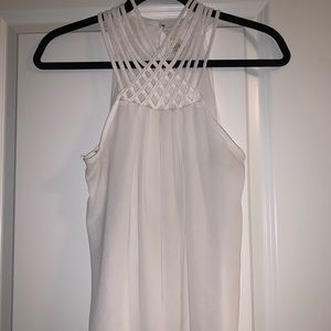 Tank Top Front Crisscross